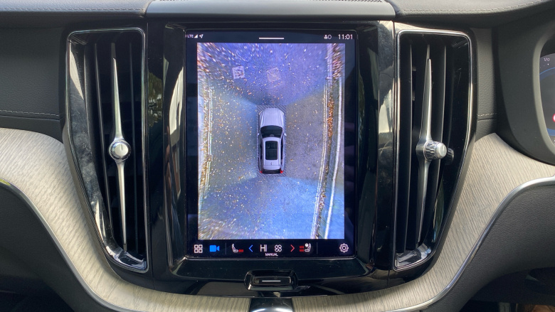 Volvo XC60 2.0 T8 [455] RC PHEV Ultimate Dark 5dr AWD Gtron Estate